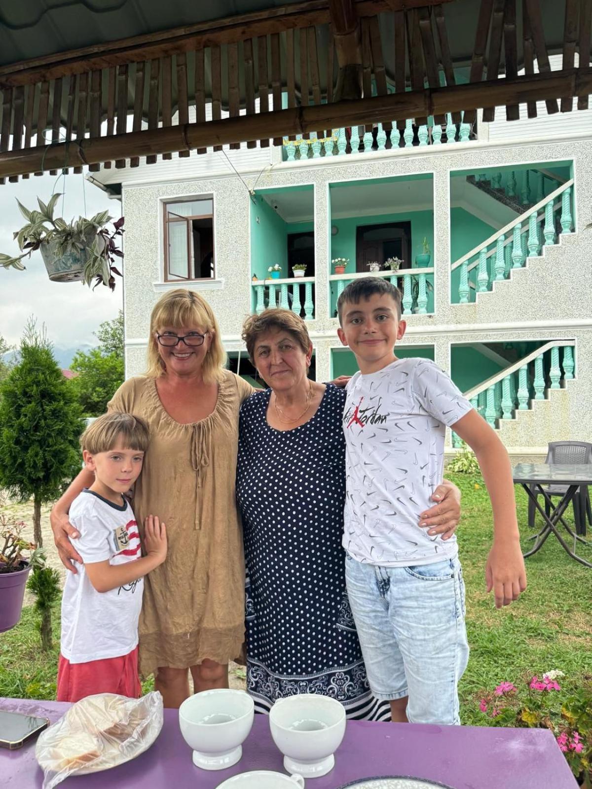 Homestay In Batumi Дом В Чакви Eksteriør bilde